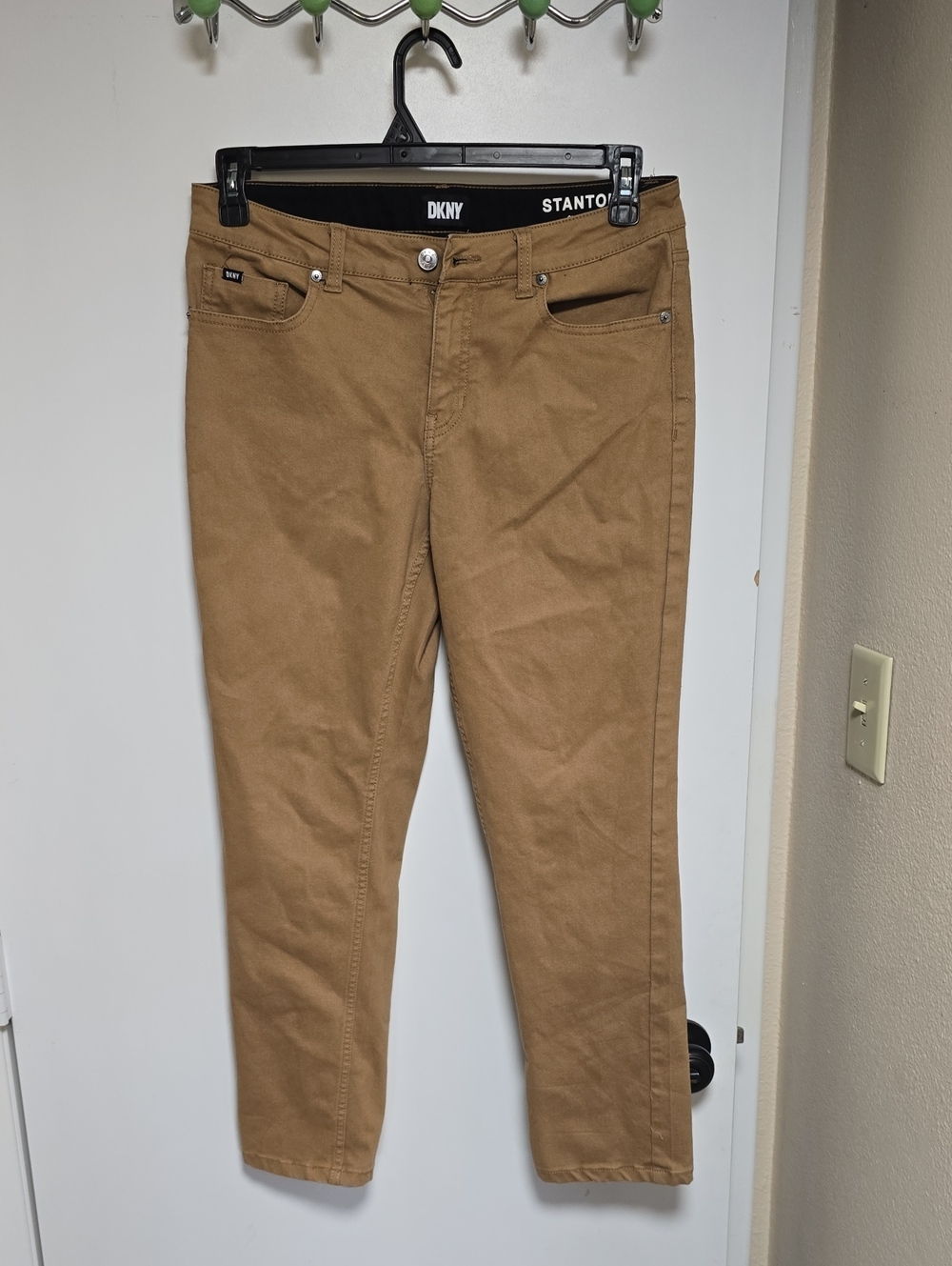 DKNY Stanton Slim Straight Crop Pants - Camel Brown